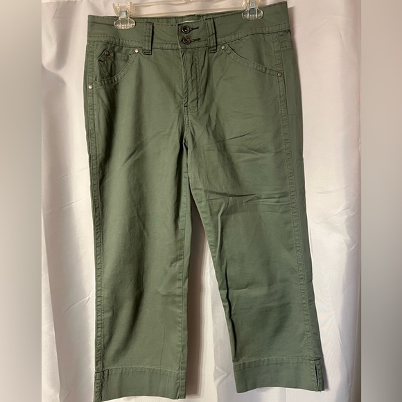 Jones & co crop pant. Size 10 NWOT. Green - Picture 1 of 6